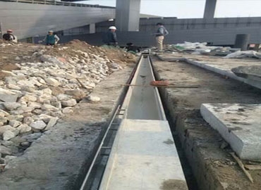 側縫成品排水溝設計符合人們的審美觀念