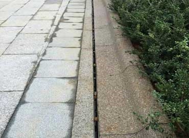 縫隙式排水溝為建筑設計開辟了一條嶄新途徑