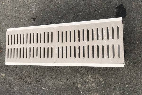 排水溝施工注意事項(xiàng)和不銹鋼蓋板的安裝方法